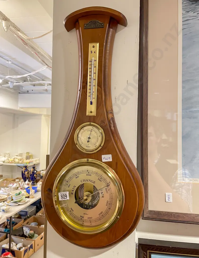 Willard & Burne Wall Barometer Image 1++