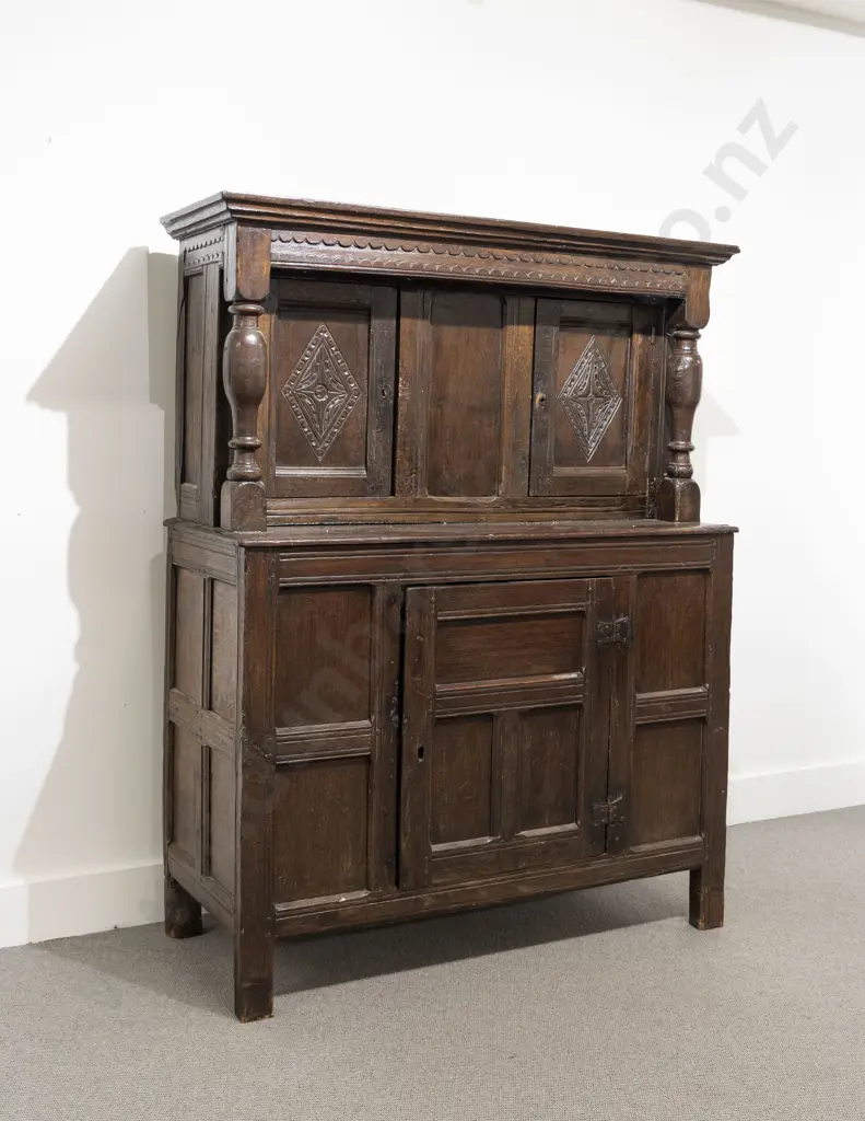 C17th Oak Court Cupboard Image 1++