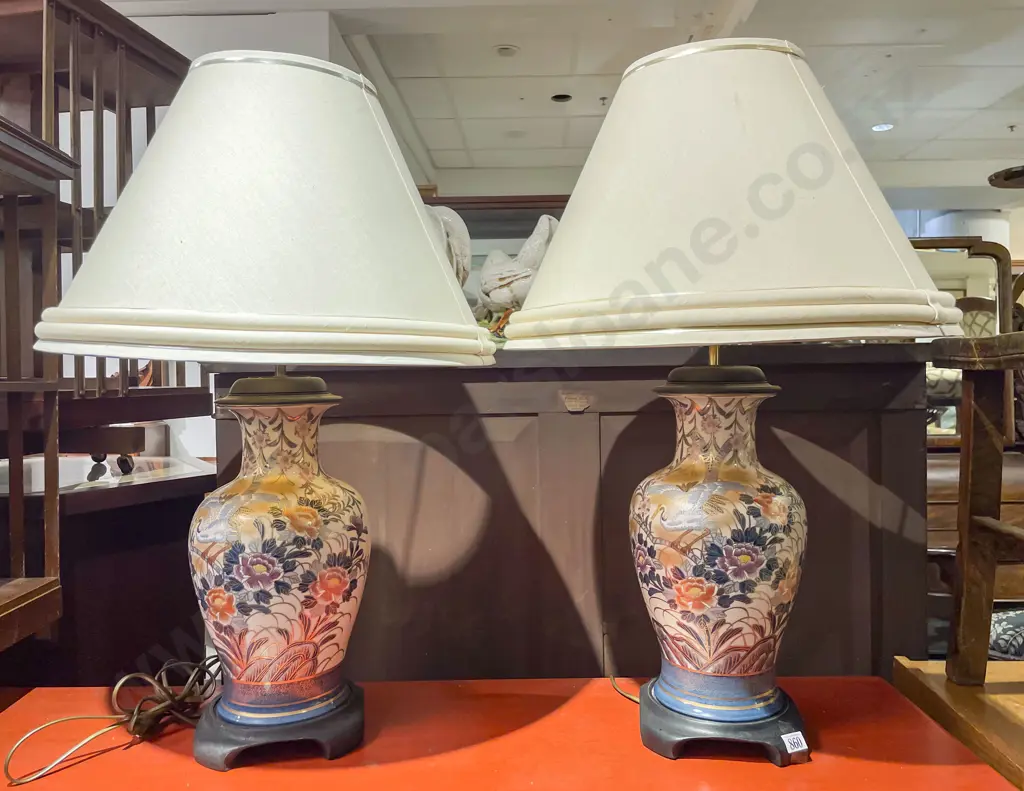 Pair Vase Form Lamps Image 1++