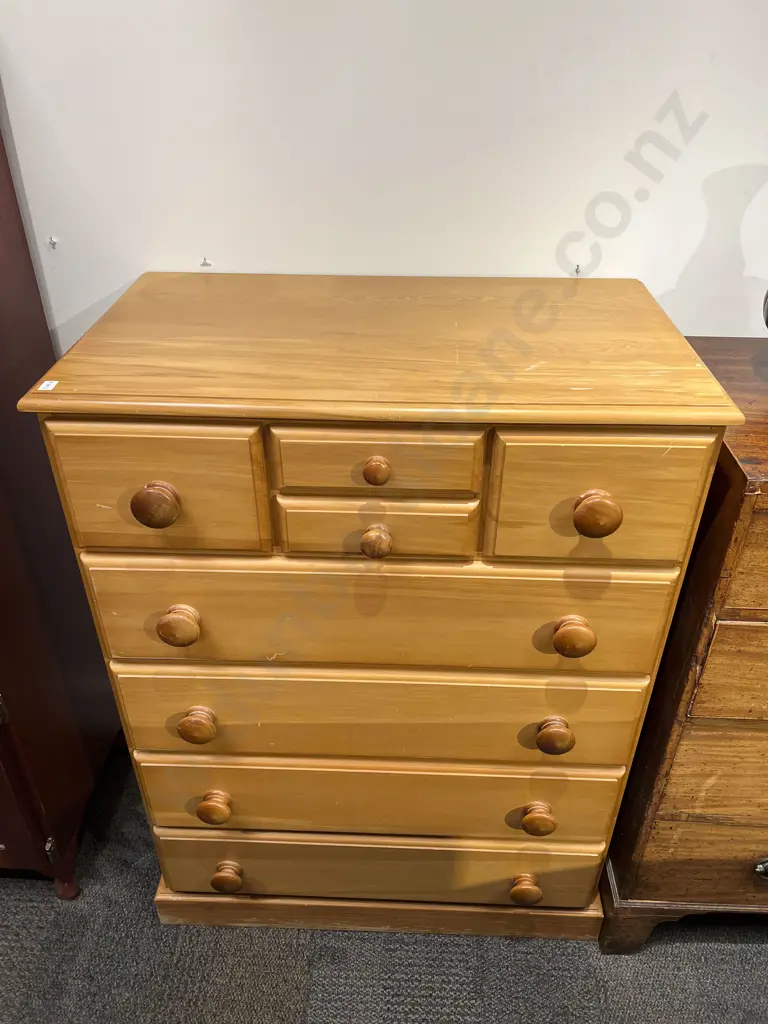 Modern Scotch Chest Image 1++