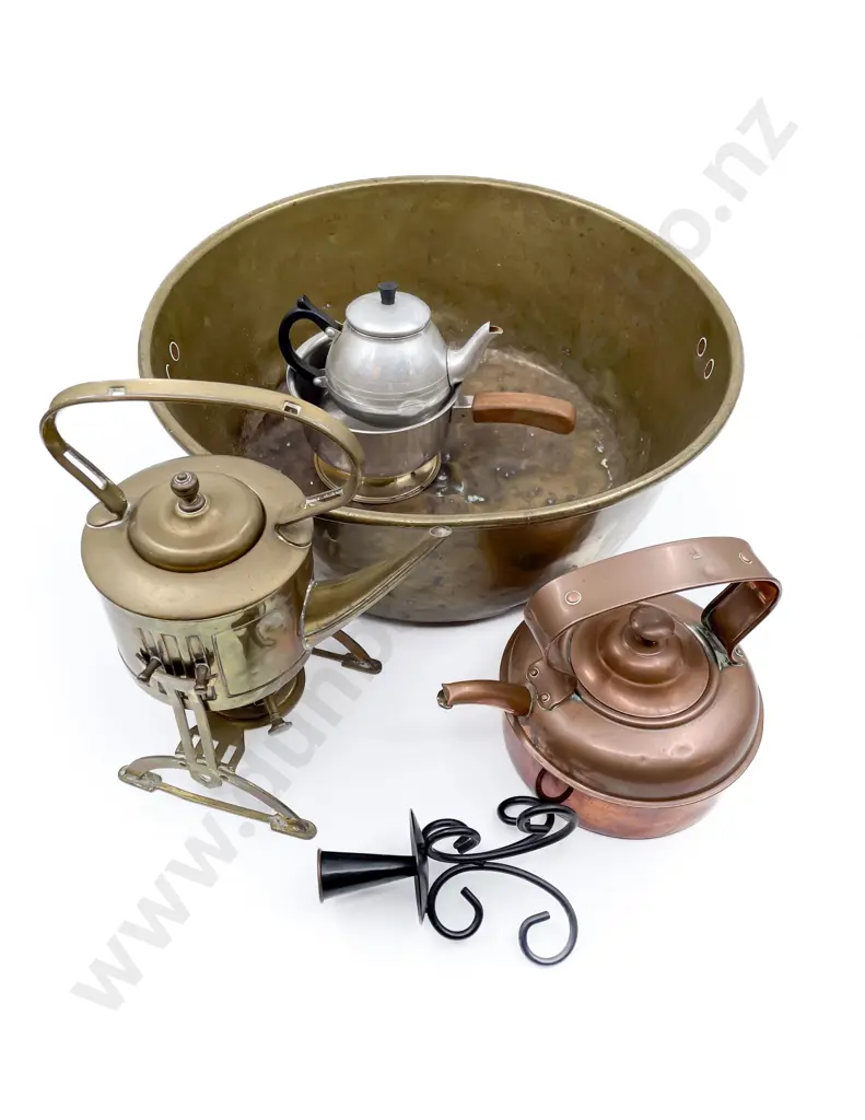 Brass Jam Pan and Assorted Metalware Image 1++