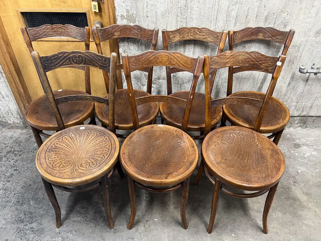 Seven Bentwood Chairs Image 1++