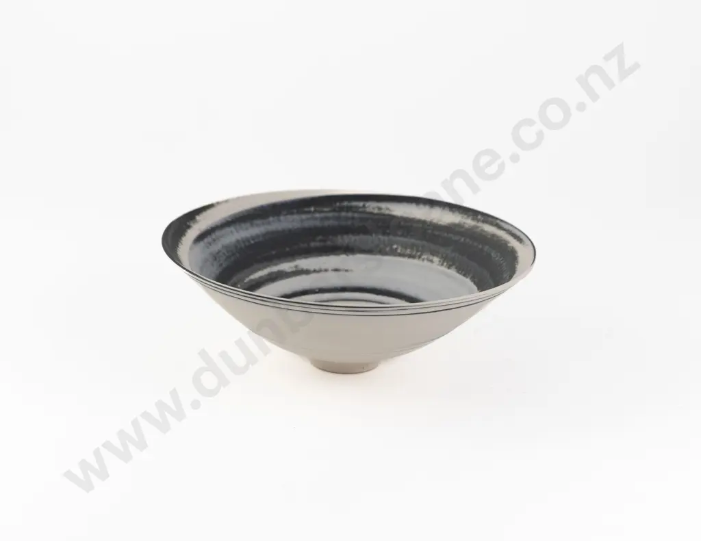 John Parker Agate Footed Bowl Image 1++