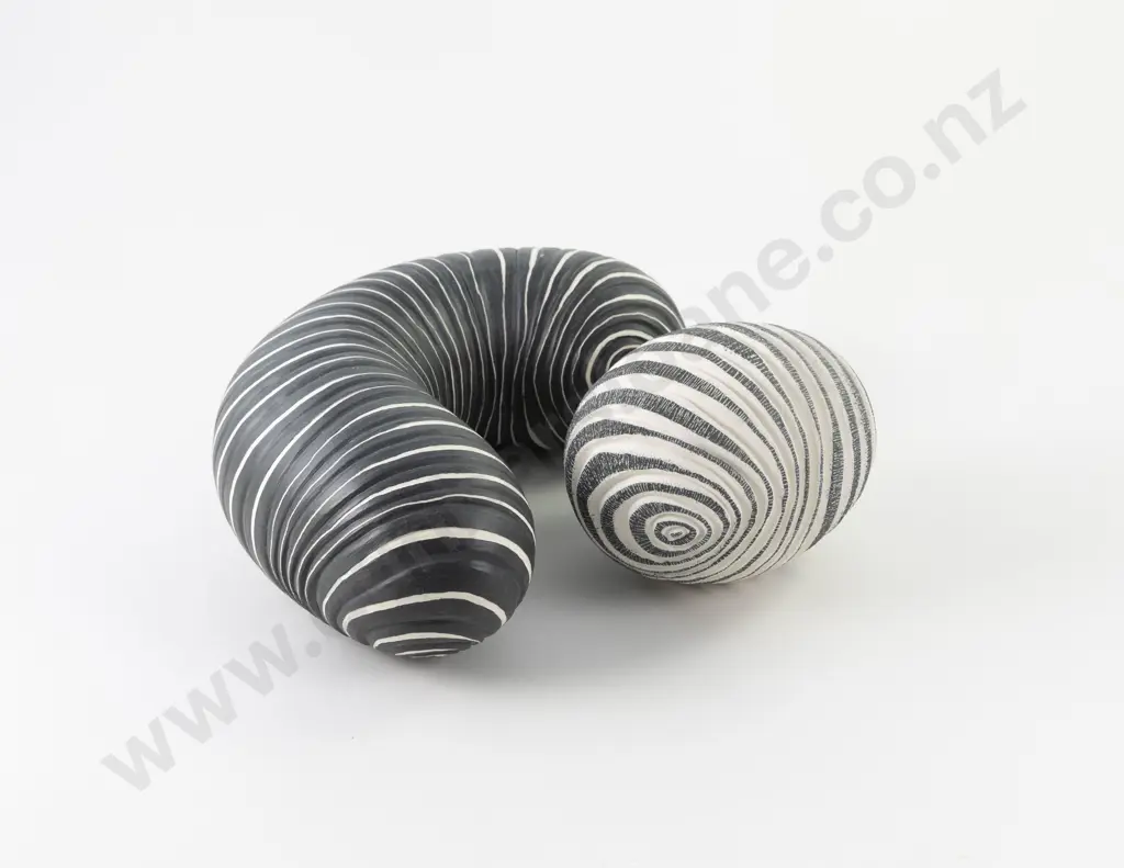 Fran Maguire 'Emerging' Sculptural Forms Image 1++