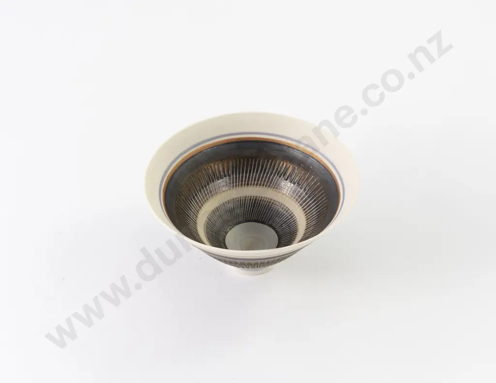 Small Linda Forrest Porcelain Footed Bowl Image 1++