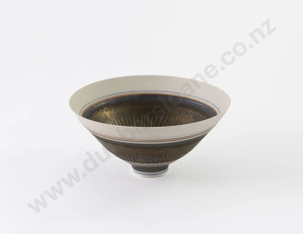 Large Linda Forrest Porcelain Footed Bowl Image 1++