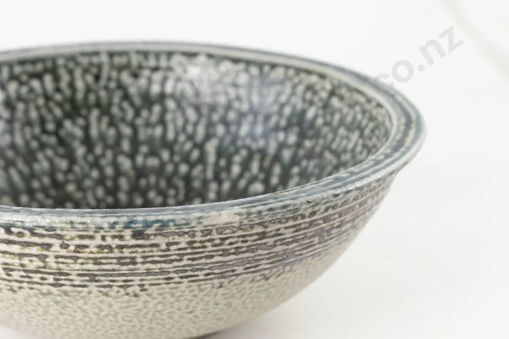 Large Juliet Peter Table Bowl Image 1++
