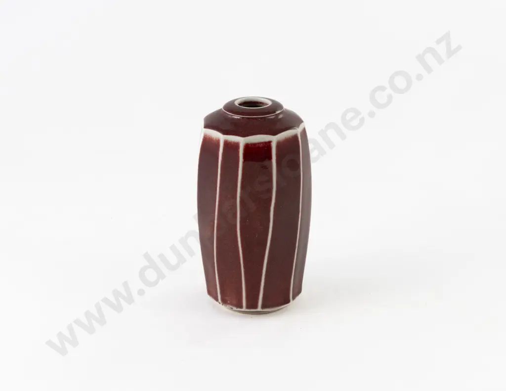 Campbell Hegan Vase Image 1++