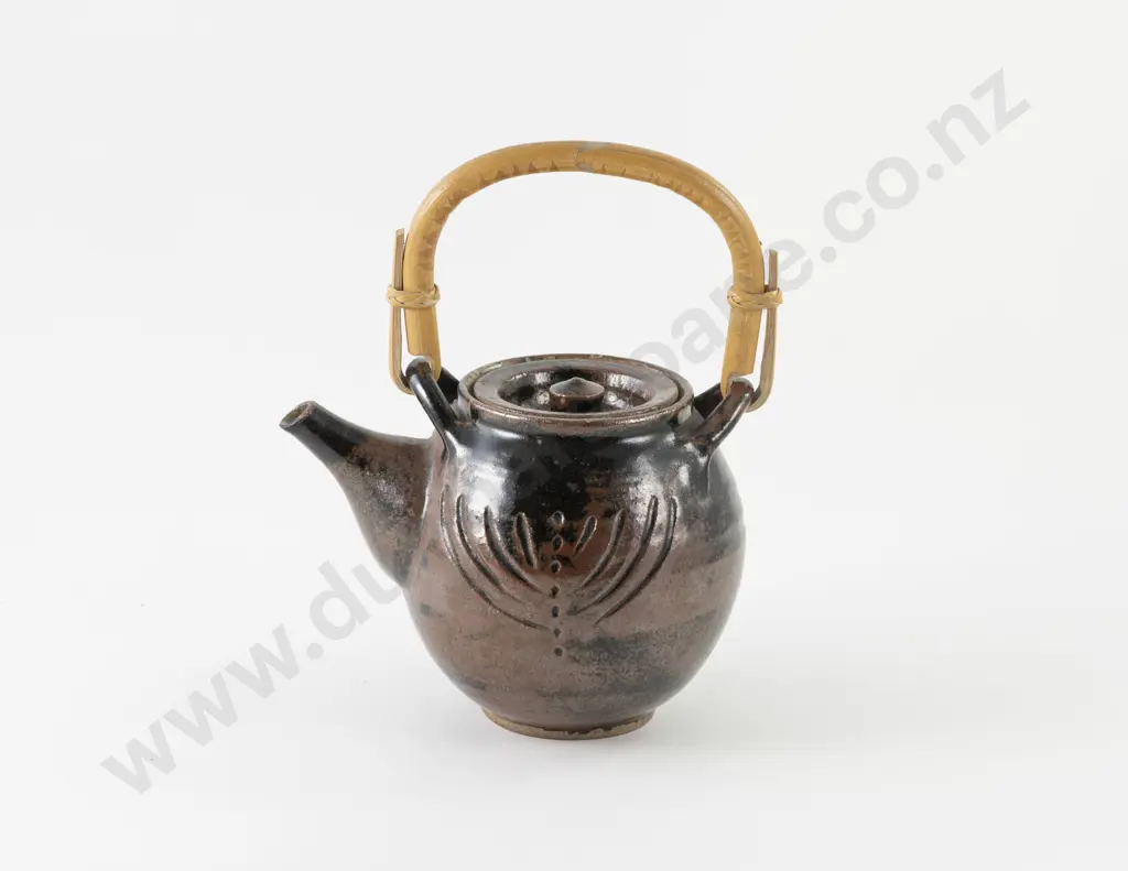Doreen Blumhardt Teapot Image 1++