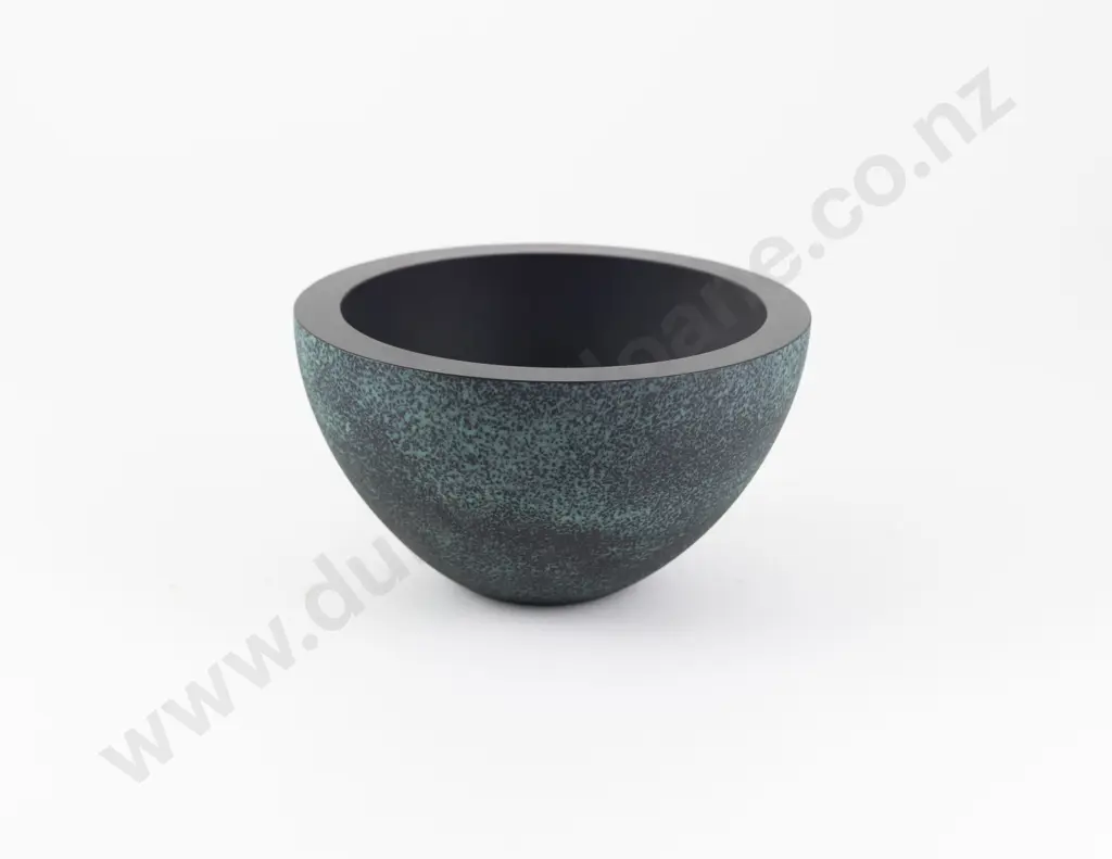 NZ Cast Glass Bowl Image 1++