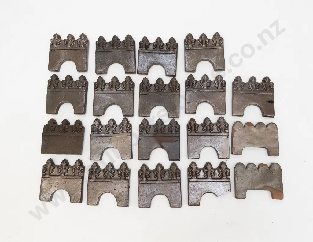NZ Colonial Glazed Terracotta Garden Edging Tiles Image 1++