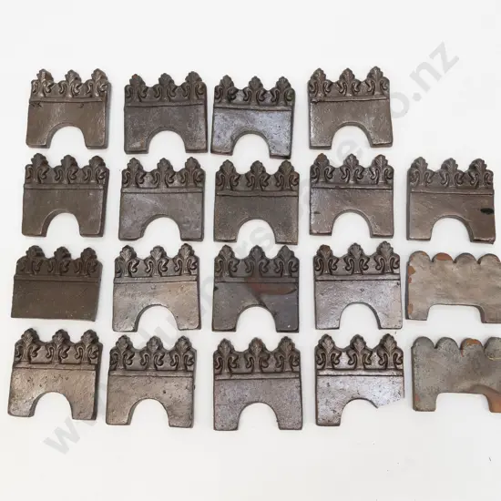 NZ Colonial Glazed Terracotta Garden Edging Tiles