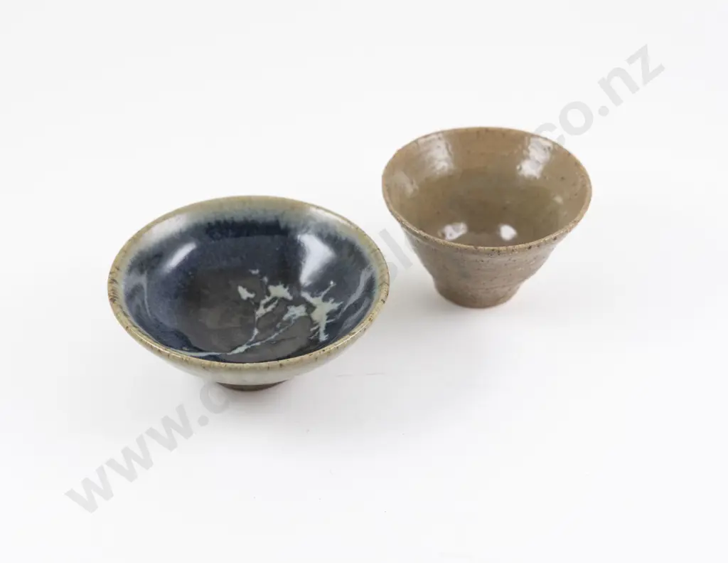 Len Castle Footed Bowl & Lorna Henry Footed Bowl Image 1++