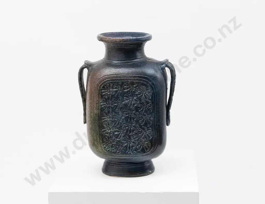 Pamella Annsouth Floor Vase Image 1++
