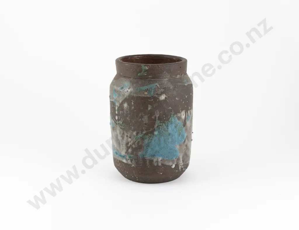 Patricia Perrin Vase Image 1++