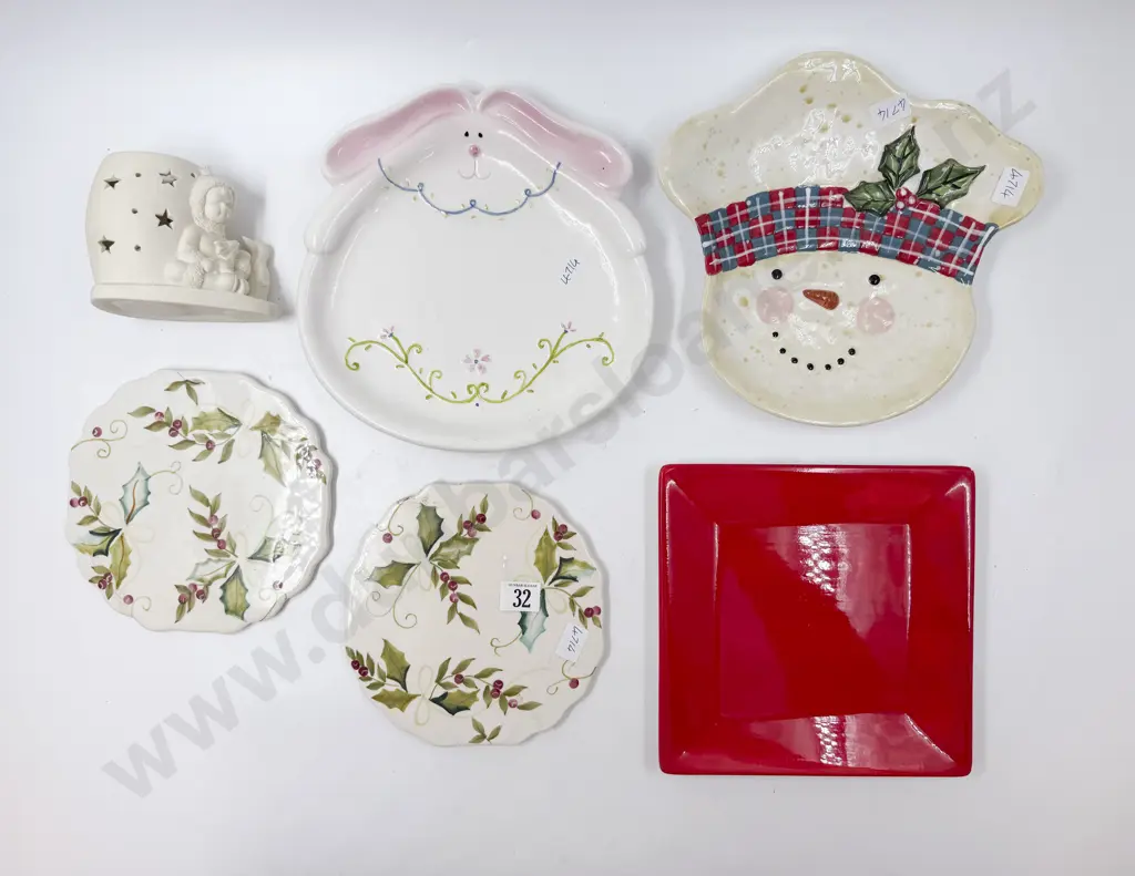 Five Christmas and Easter Holiday Plates with Fairy Light Image 1++