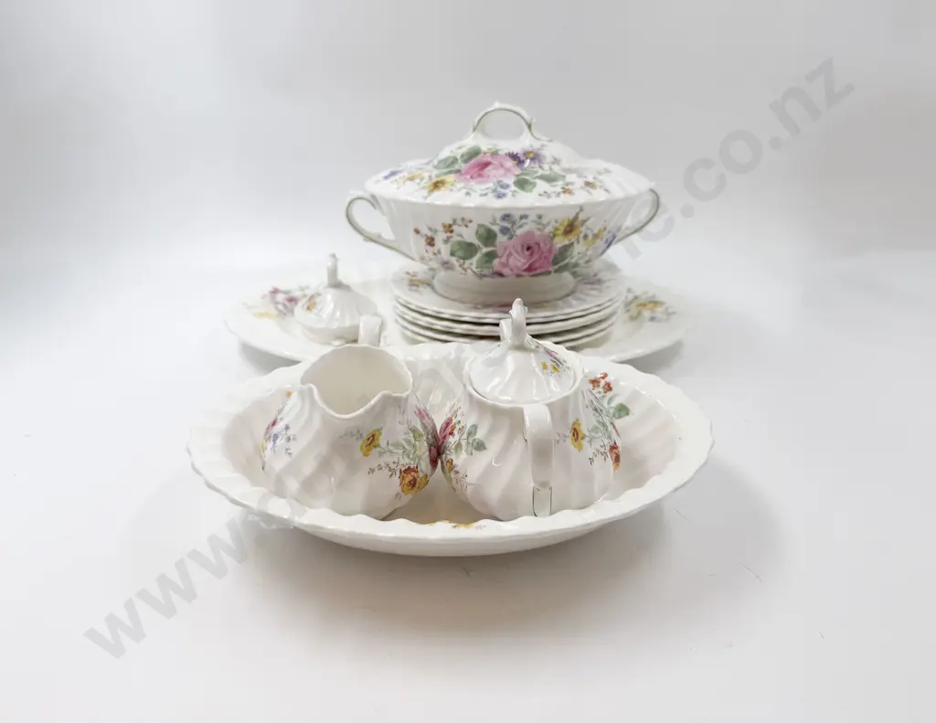 Small Amount RD Arcadia Pattern Dinner China Image 1++