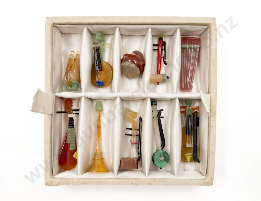 Cased Ten Agate Traditional Musical Instruments Image 1++