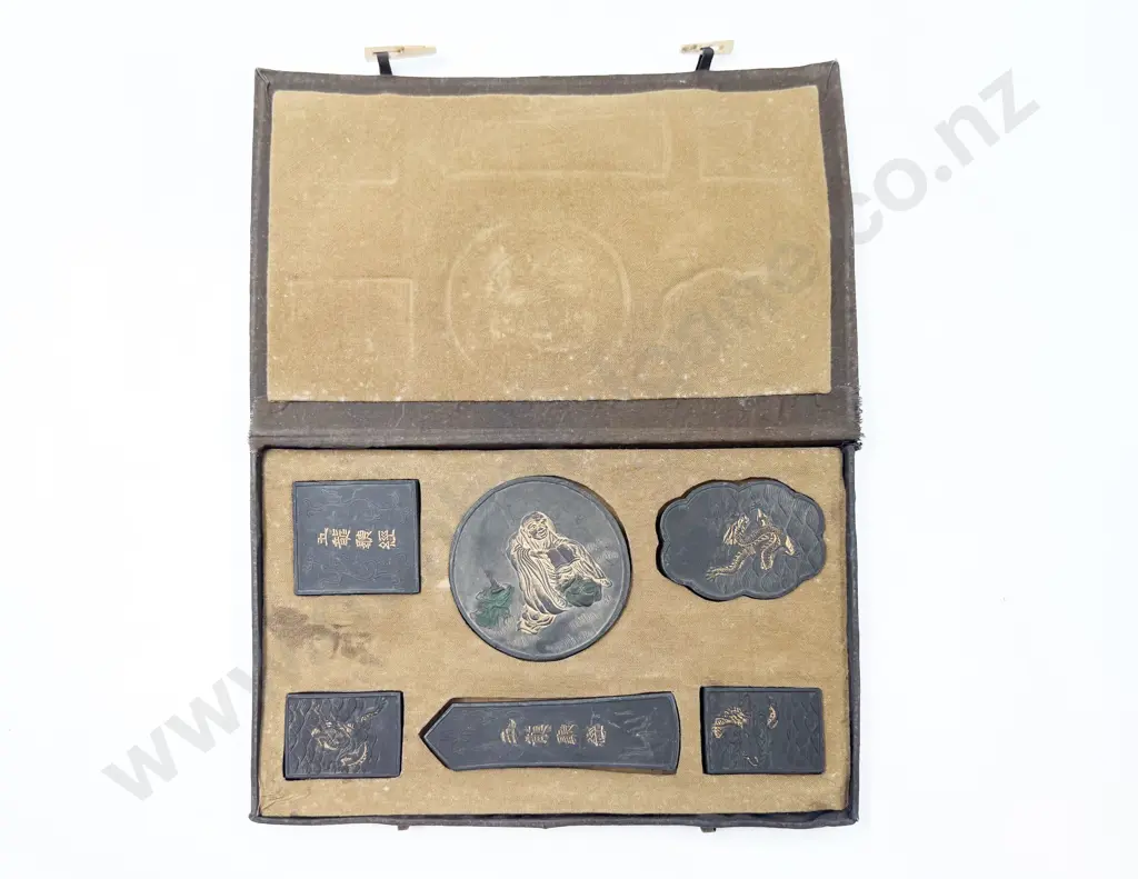 Antique Cased Six Chinese Seals Image 1++