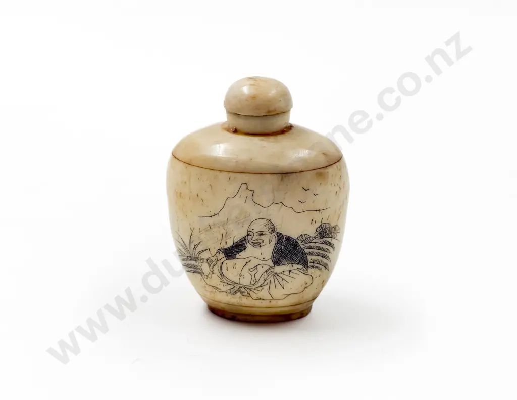 Bone Chinese Snuff Bottle Image 1++