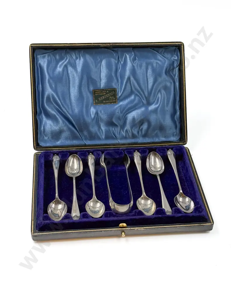 Cased S/S Teaspoons & Sugar Tongs Image 1++
