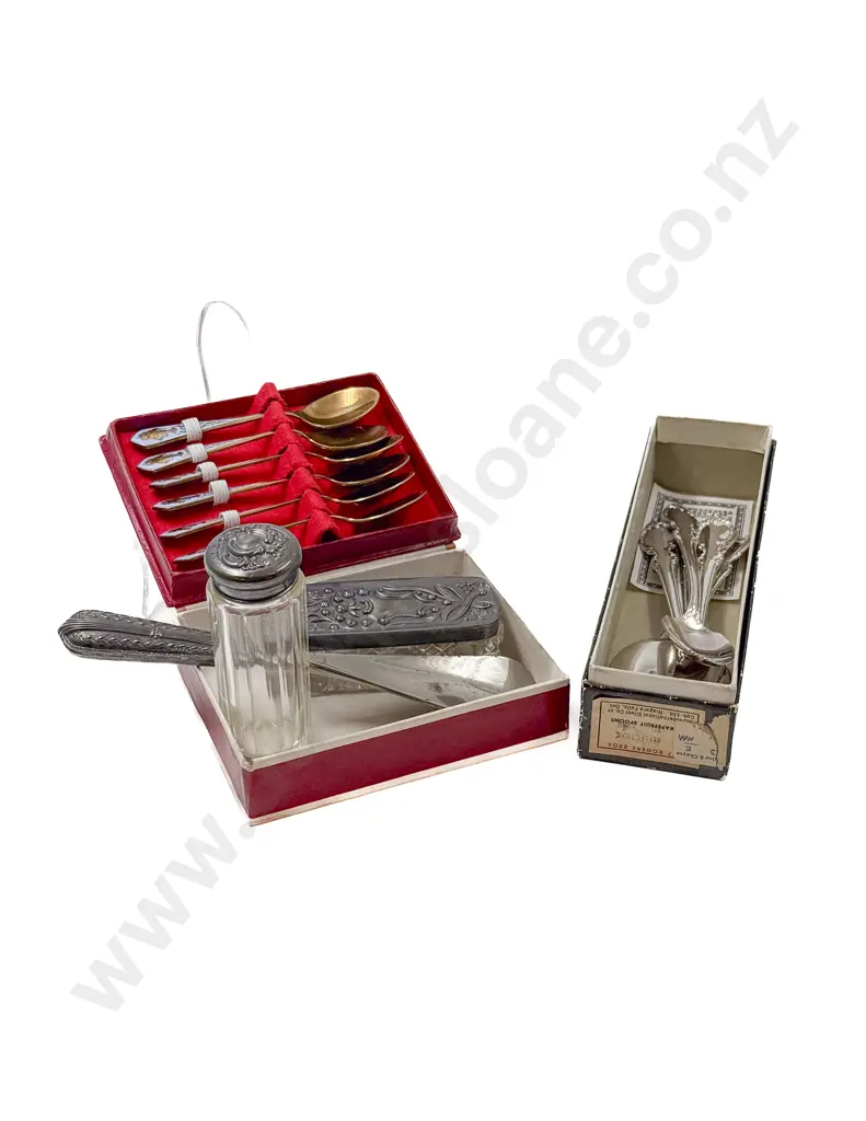 Small Quantity of Assorted Cutlery together with S/S Topped Vanity Jar & S/S Handled Shoe Horn Image 1++