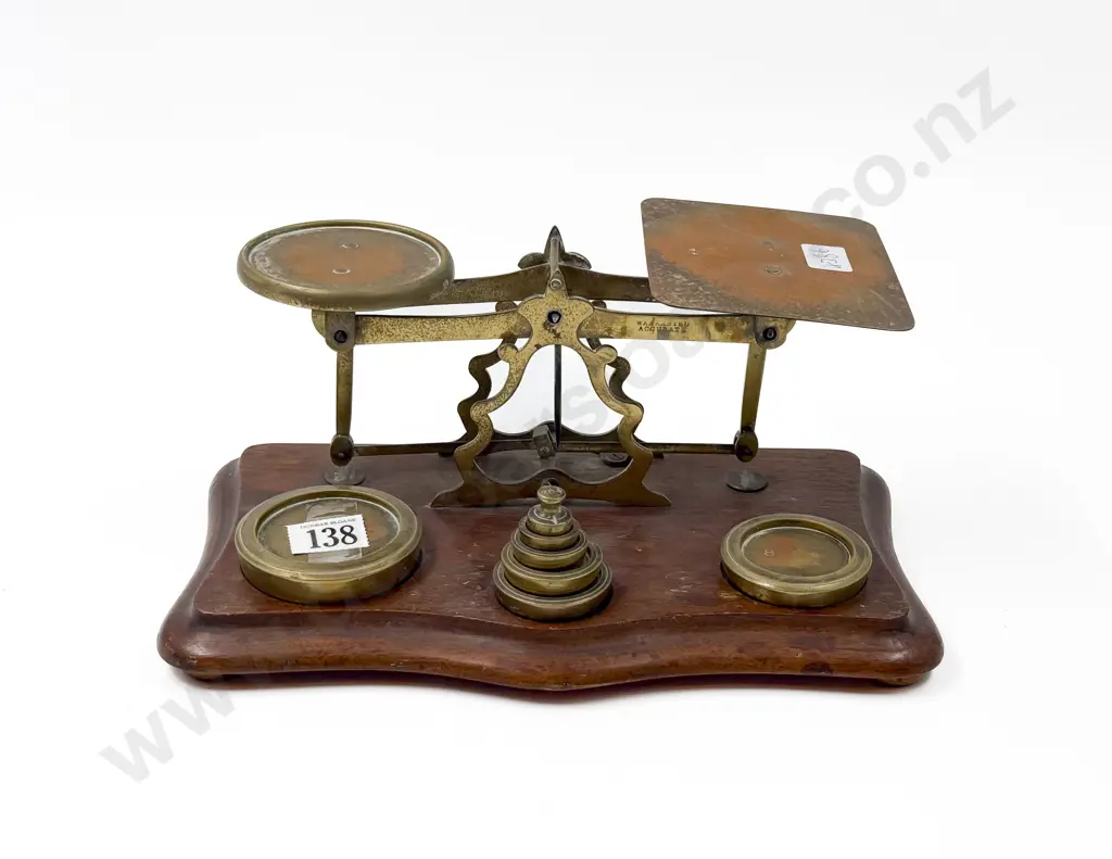 Brass Postal Scales & Weights Image 1++