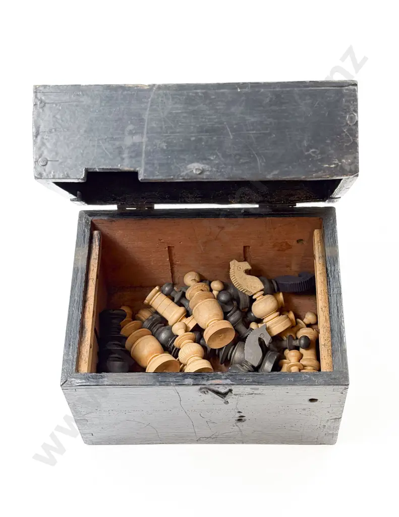 Vintage Chess Set & Board Image 1++