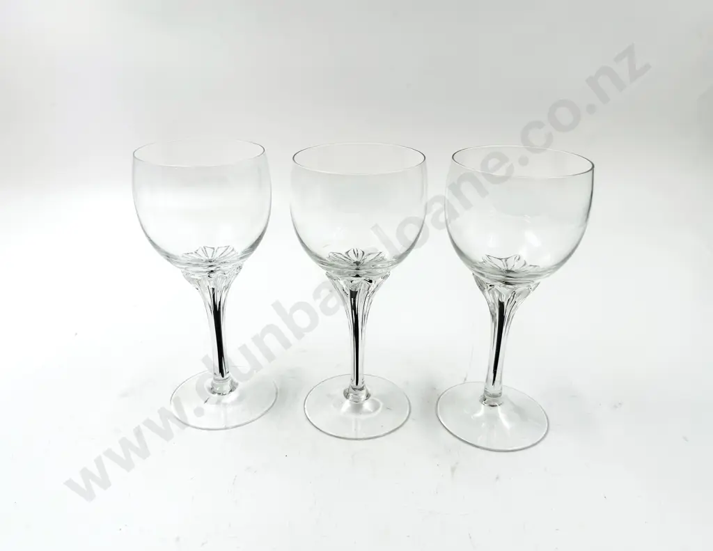 Five Fine Glass Wine Goblets & Seven Smaller Examples Image 1++
