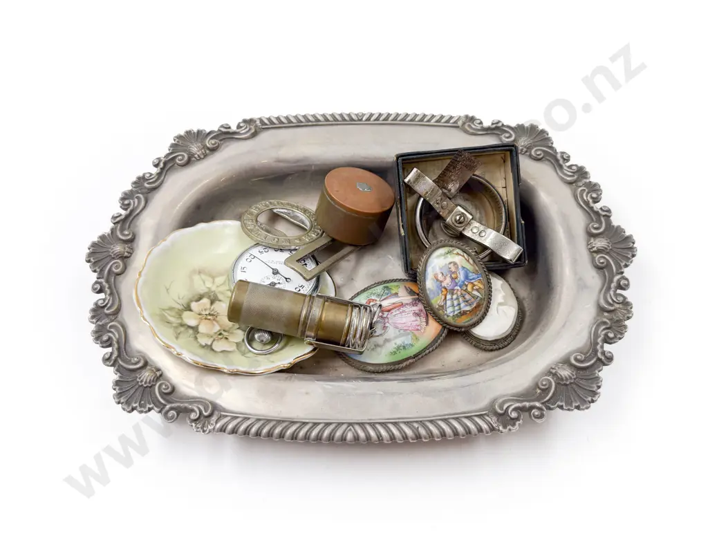 Small Quantity of Assorted incl Cameo Brooch etc Image 1++