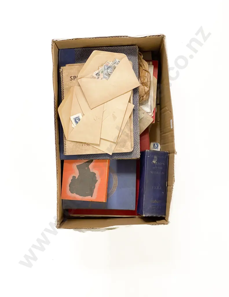Quantity of Assorted Stamp Albums & Loose Stamps etc Image 1++