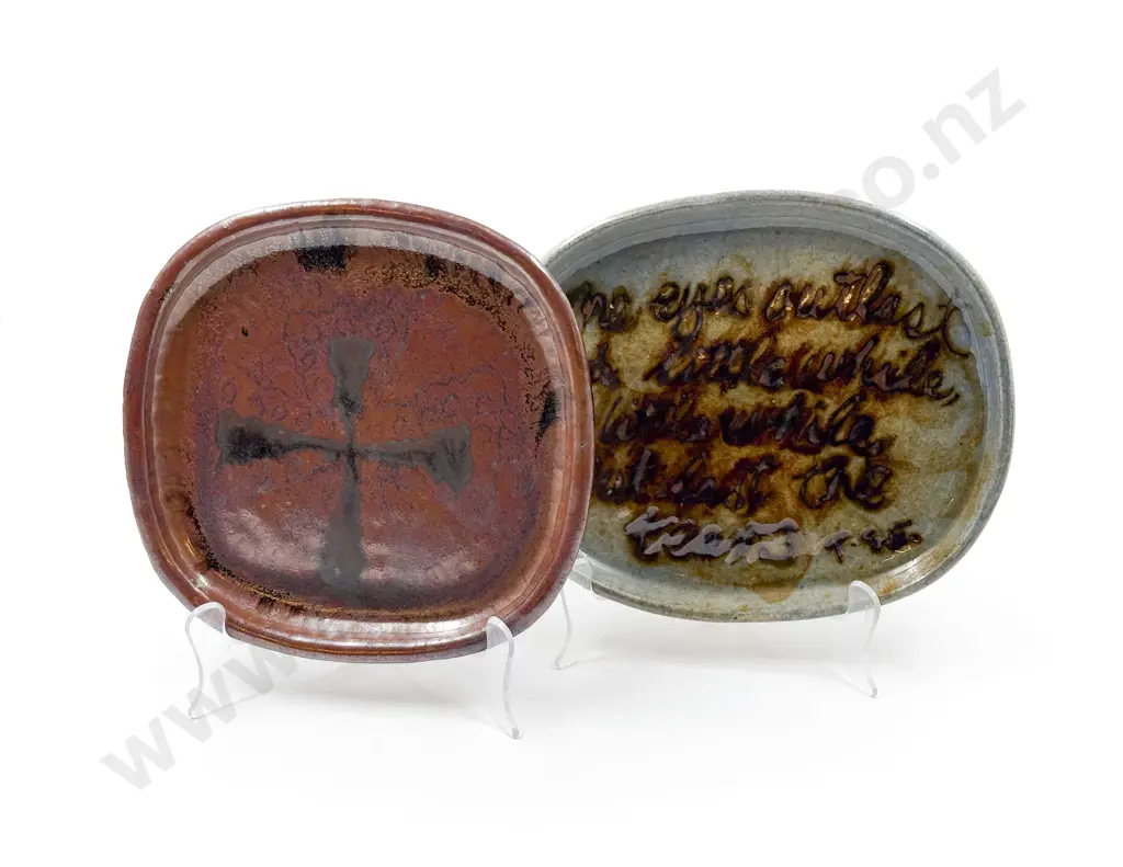 Two Paul Wotherspoon Serving Plates Image 1++