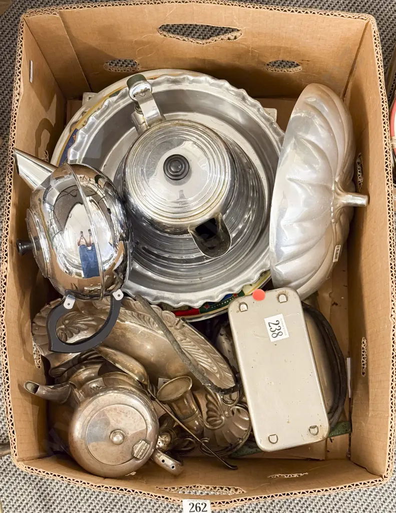 Box Quantity of Assorted Metal Ware incl Hot Water Jug & Vintage Toaster Image 1++