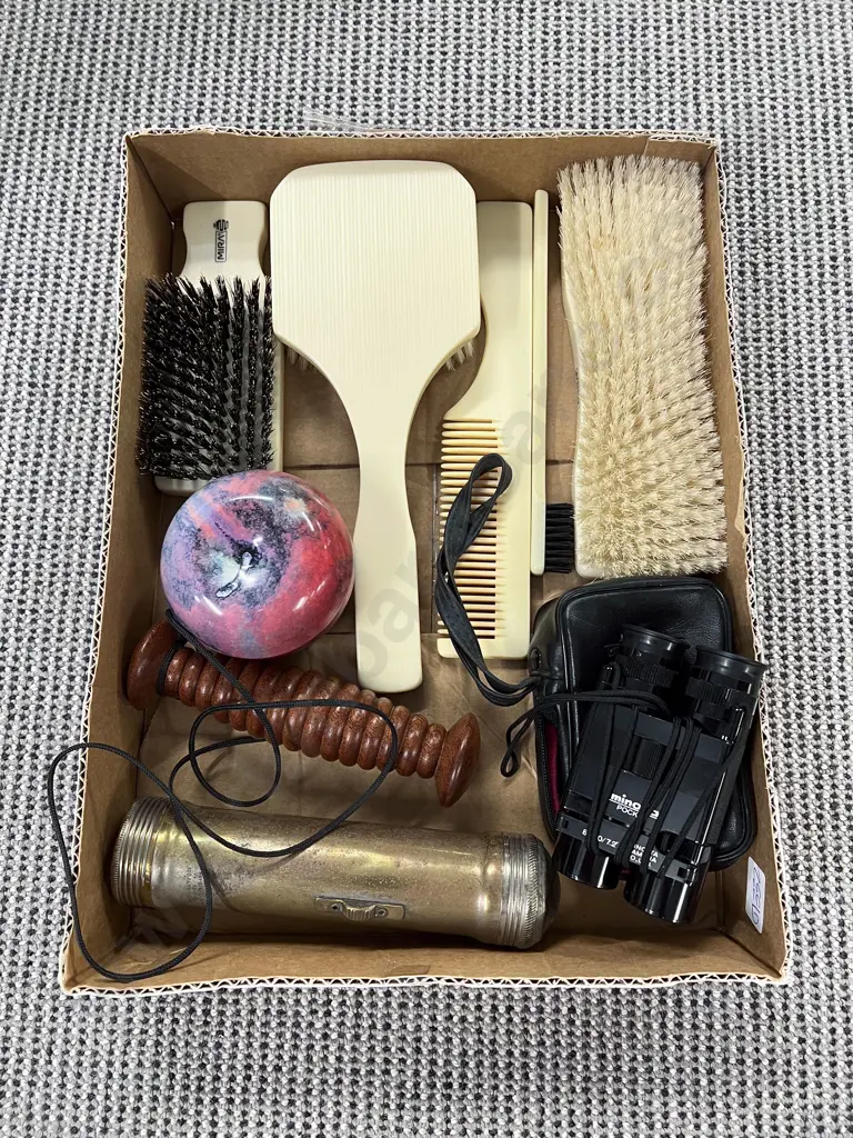 Box of Assorted Vintage Items incl Pocket Binoculars Image 1++