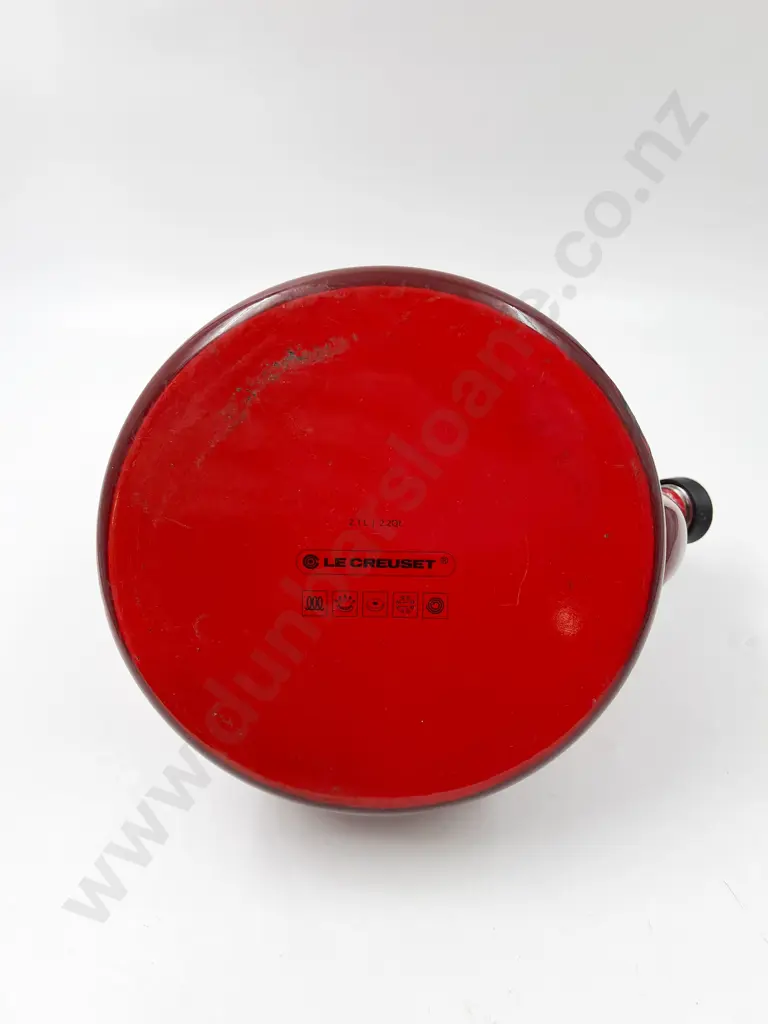 Le Crueset Stove Top Kettle together with Assorted Edwardian China Image 1++