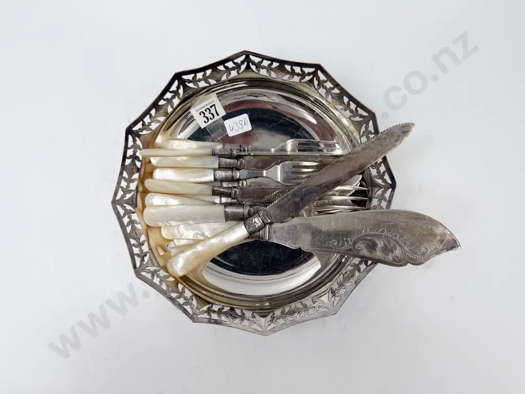 MOP Handled Fish Set & Serving Ware in S/P Bowl Image 1++