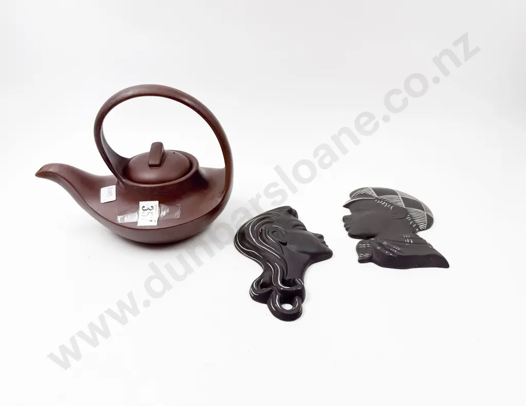 Teapot together with Two Profile Wall Hangings Image 1++