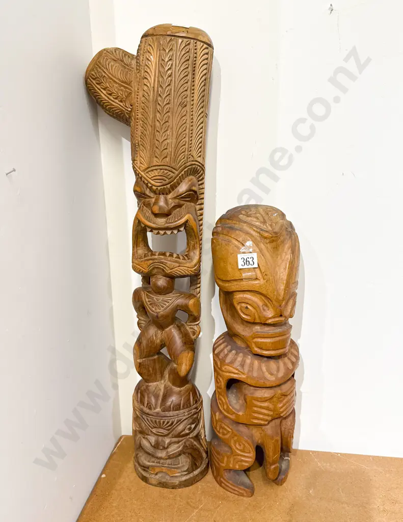 Two Hawaiian Tourist Ware Figures Image 1++