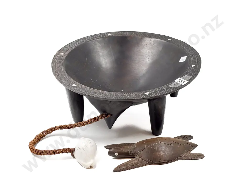 MOP Inlaid Kava Bowl & Other Image 1++