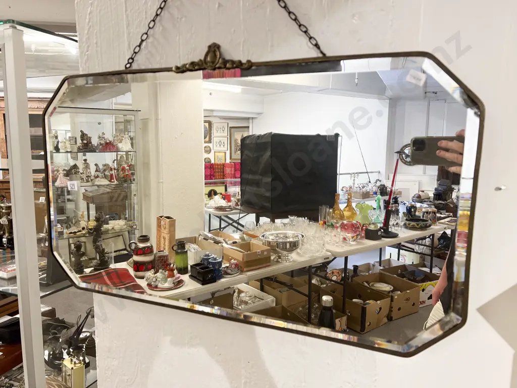 Bevell Edged Wall Mirror Image 1++
