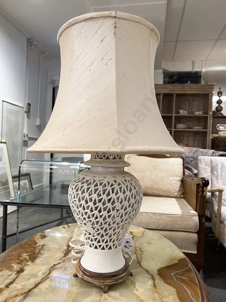 White Glazed Pierced Vase Form Table Lamp Image 1++
