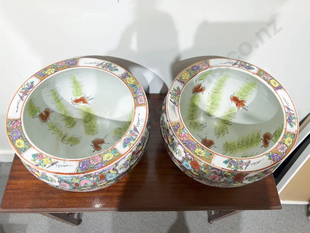 Pair of Hand Painted Cantonese Jardinieres Image 1++