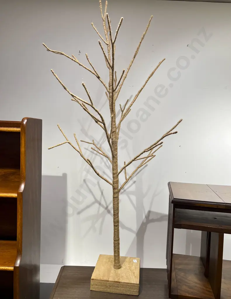Decorative Woollen Tree Ornament Image 1++