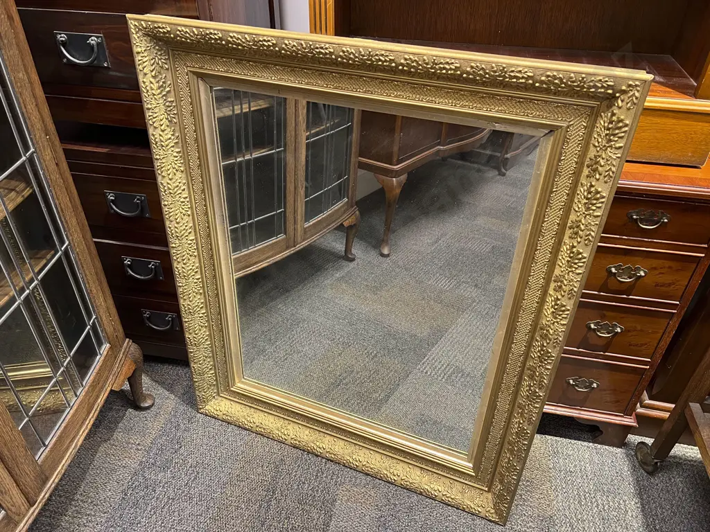 Gilt Framed Rectangular Wall Mirror Image 1++