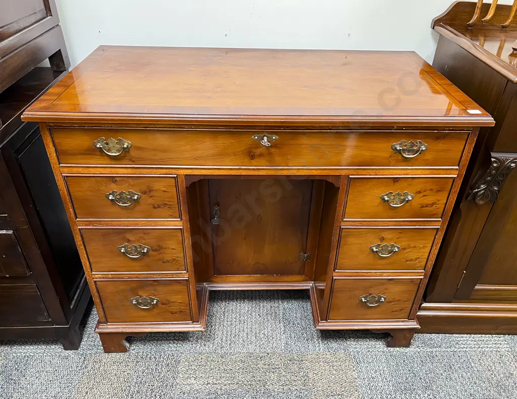 Reproduction Kneehole Desk with Centralised Compartment Image 1++