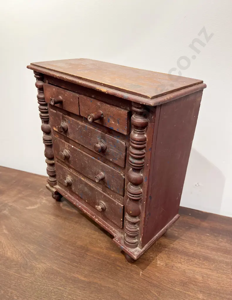 Vintage Small Apprentice Chest of Drawers Image 1++