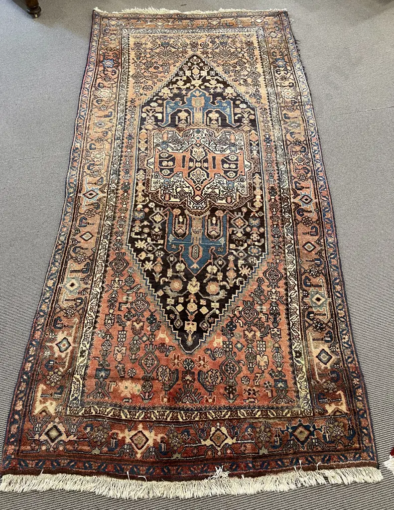 Persian Floor Rug Image 1++