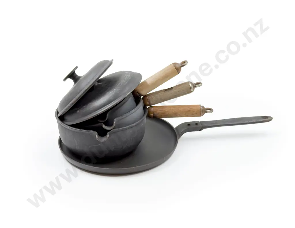 Graduated Set of Three Le Crueset Saucepans together with Skillet Image 1++