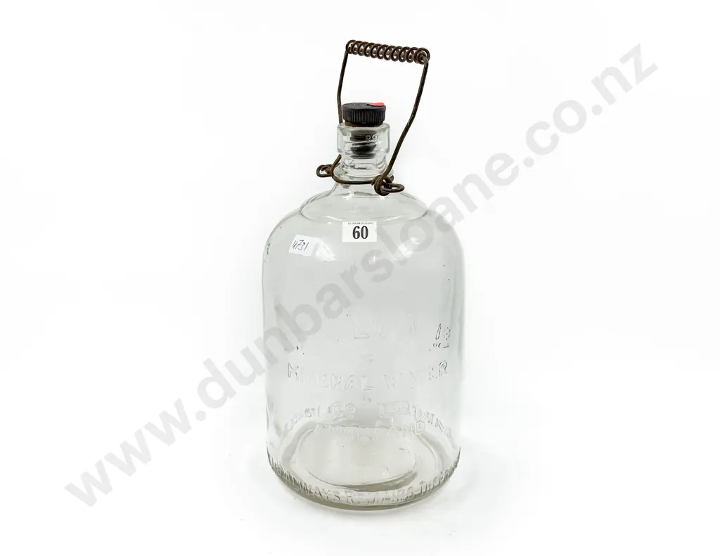 Vintage NZ Mineral Water Bottle Image 1++