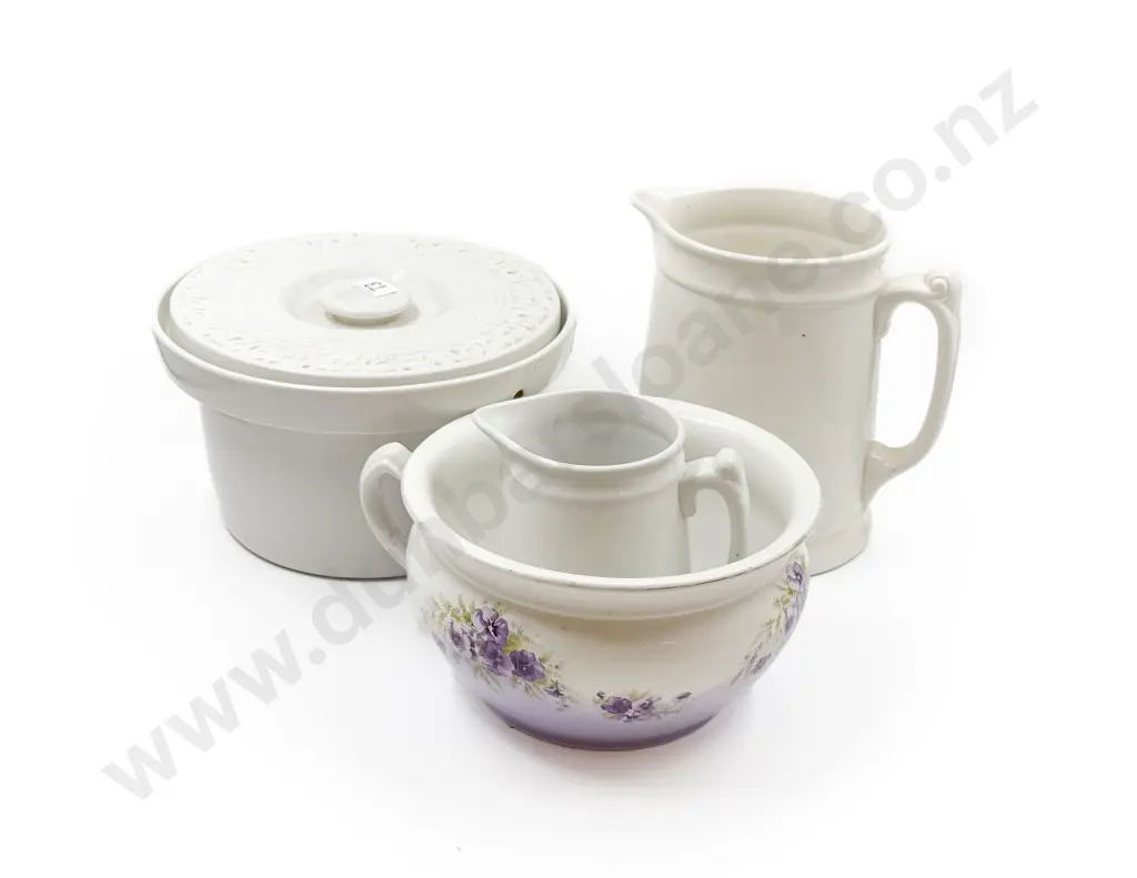 Four Pieces of Assorted Vintage White Crockery Image 1++